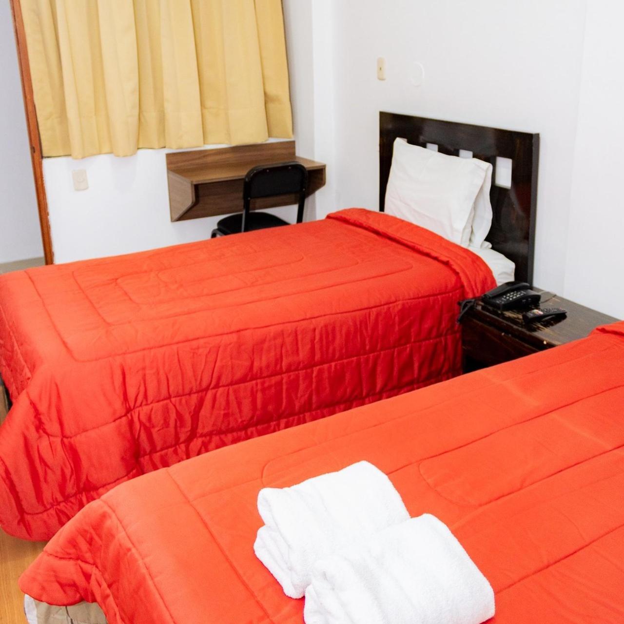 Hostal Atacama Tacna Exterior photo