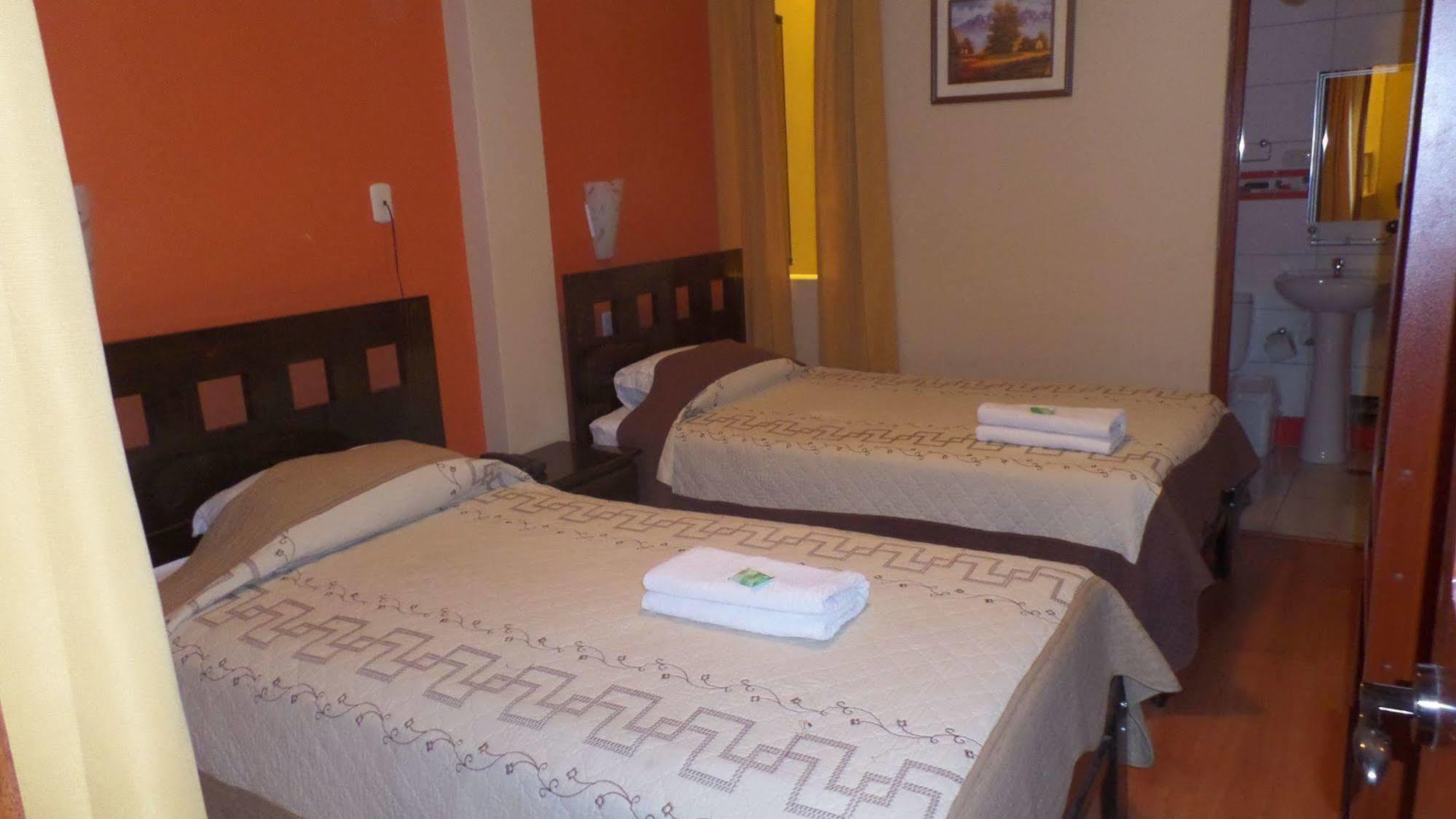 Hostal Atacama Tacna Exterior photo